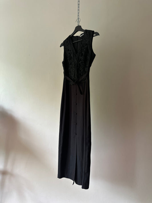 DOLLY DOLLY embroidered dress